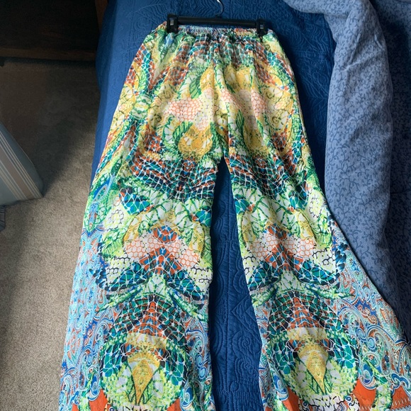 Sans Souci Pants - Beautiful colorful Palazzo pants for your Hawaiian vacation🌺🐬🏝